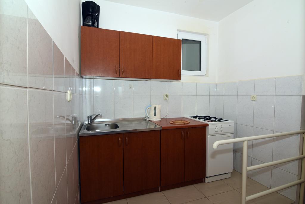 Apartments Coric Baska Voda Exterior photo