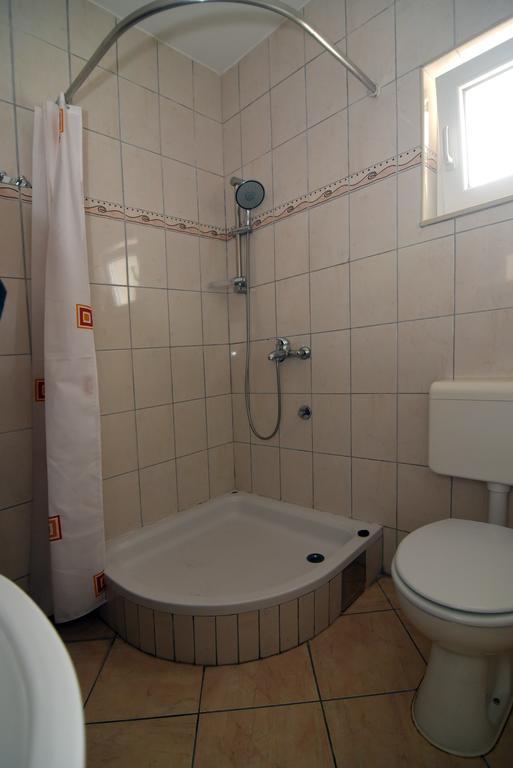 Apartments Coric Baska Voda Exterior photo