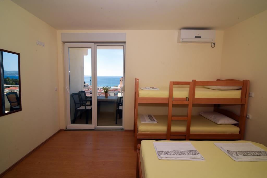 Apartments Coric Baska Voda Exterior photo